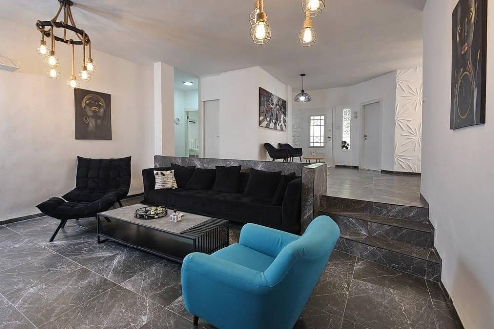 198384 גלרית פנים, וילה סוד האושר, וילה  בשלומי וילות - Vila 4 U