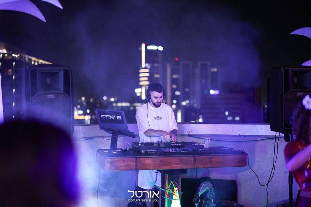 198438 אירועים במתחם, אלמאגו רוף תל אביב, וילה  בתל אביב וילות - Vila 4 U