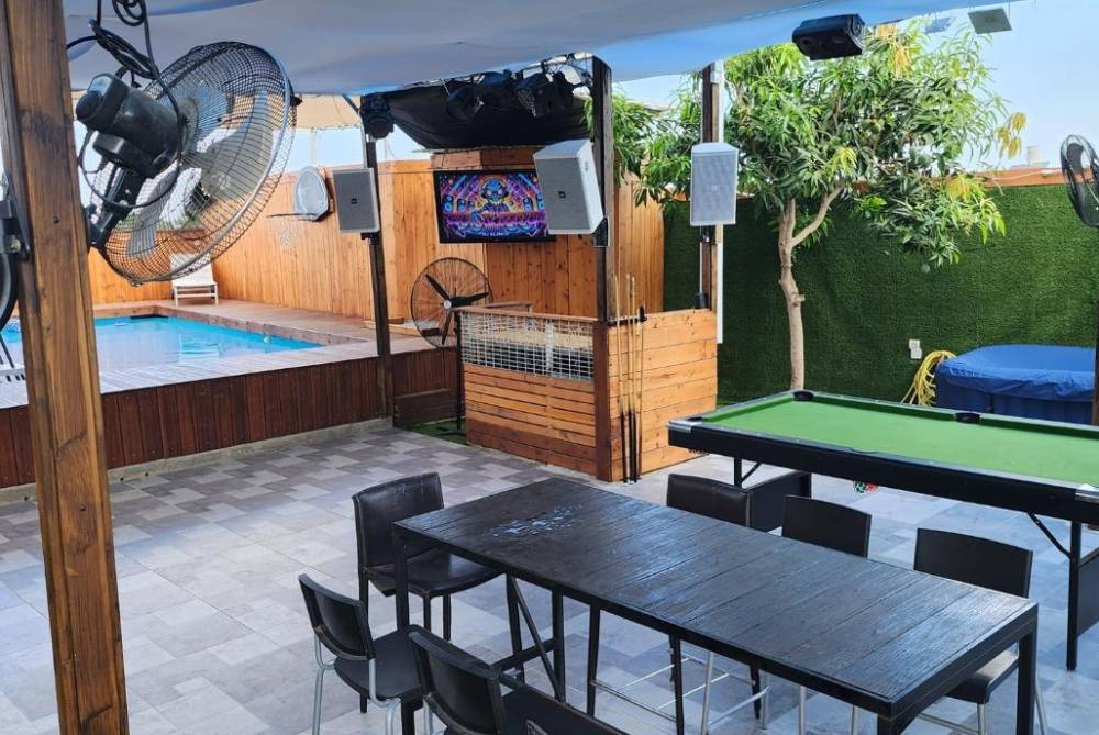 199225 המתחם החיצוני והחצר, גארדן פליי - Garden Fly, וילה  בנס ציונה וילות - Vila 4 U