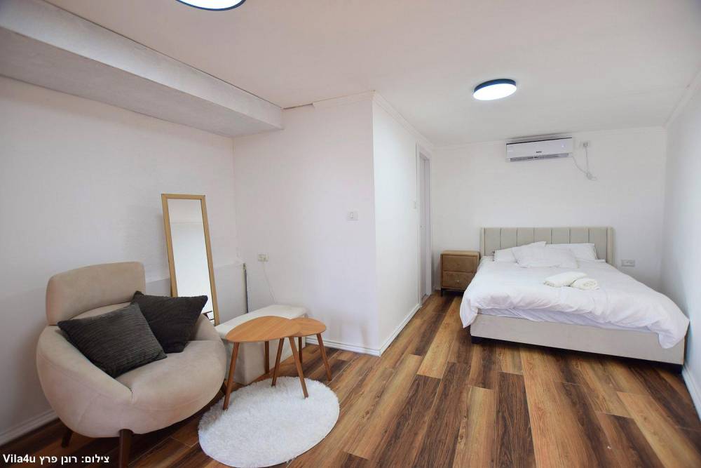 201819 גלרית פנים, וילת השחר, וילה  בעין יעקב וילות - Vila 4 U