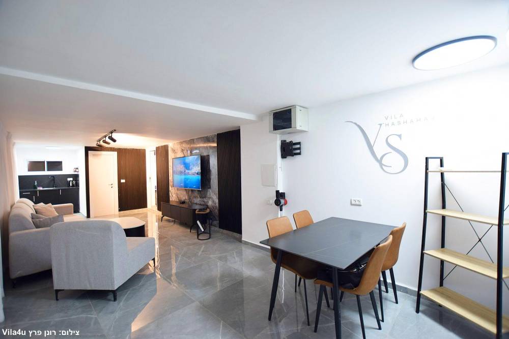 201824 גלרית פנים, וילת השחר, וילה  בעין יעקב וילות - Vila 4 U