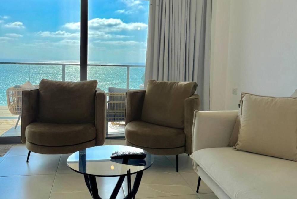 202000 גלריה כללית, פנינה על הים, וילה  בחדרה וילות - Vila 4 U