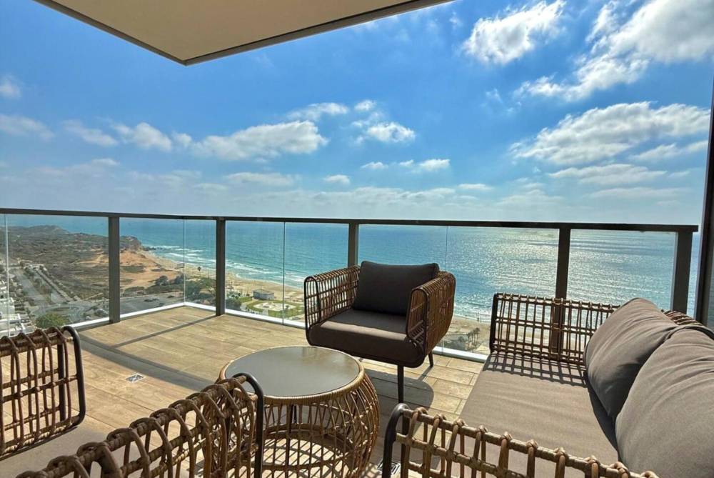 202002 גלריה כללית, פנינה על הים, וילה  בחדרה וילות - Vila 4 U