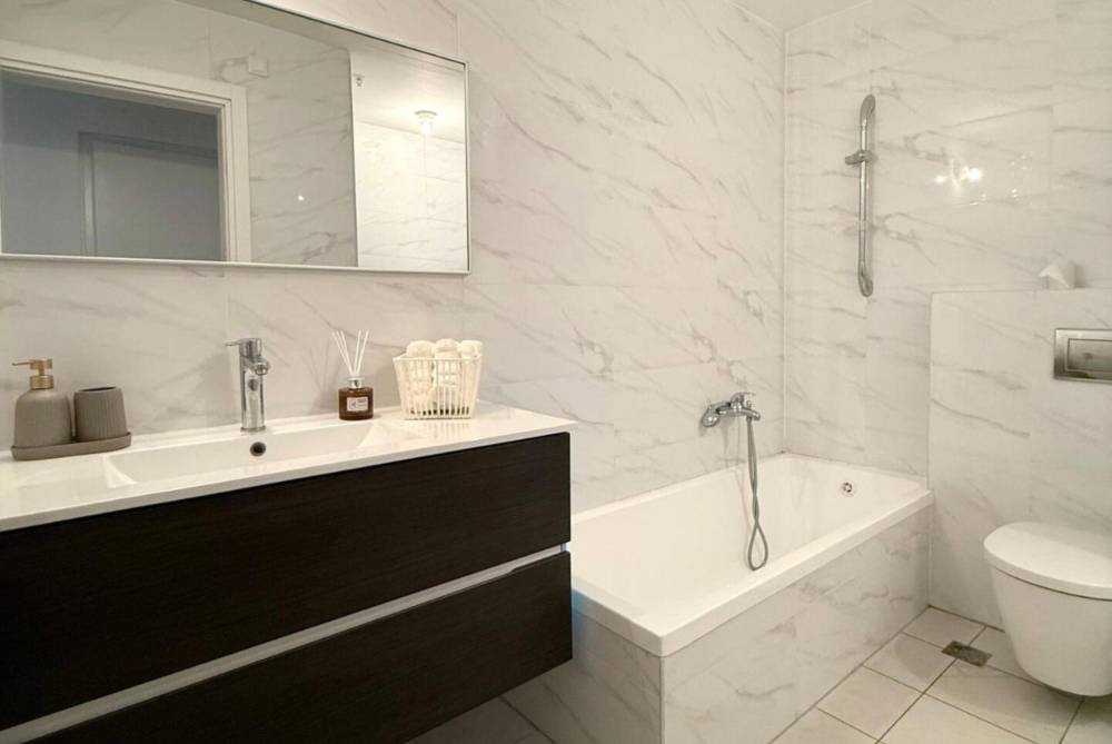 202008 המתחם הפנימי, פנינה על הים, וילה  בחדרה וילות - Vila 4 U