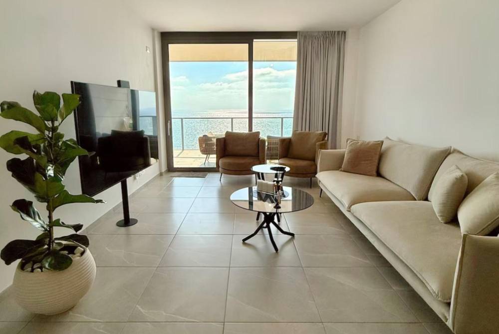 202010 המתחם הפנימי, פנינה על הים, וילה  בחדרה וילות - Vila 4 U