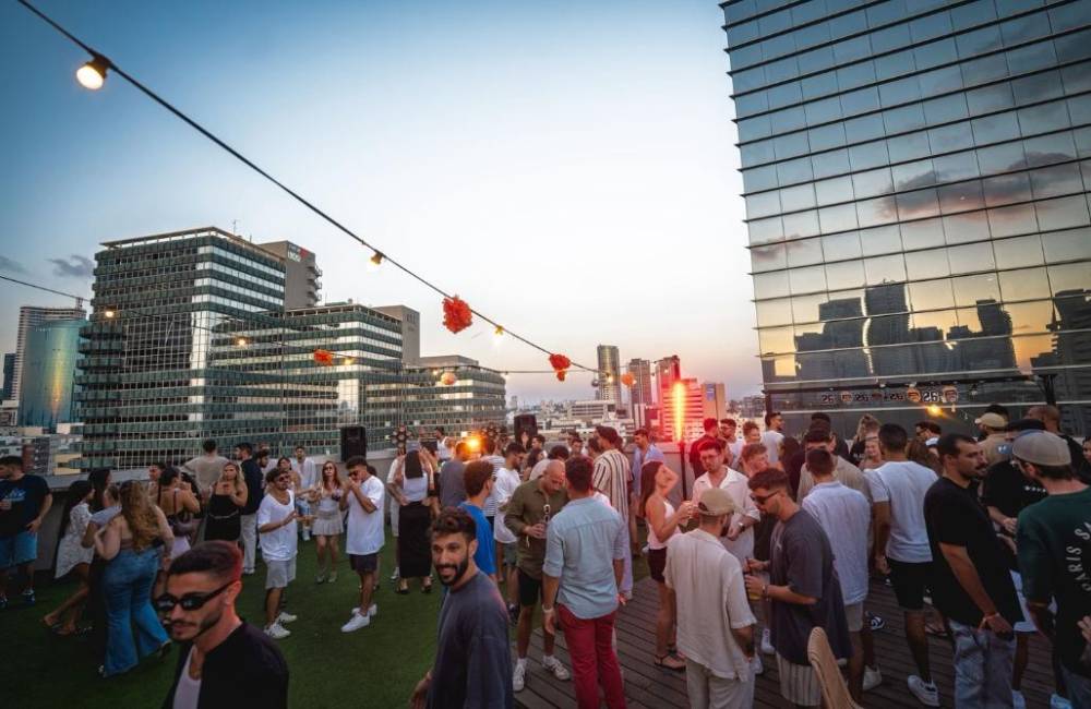 202529 גלריה כללית, אלמאגו רוף תל אביב, וילה  בתל אביב וילות - Vila 4 U