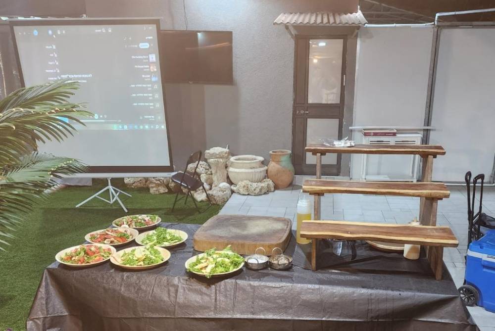 202782 אירועים אצלנו, גארדן פליי - Garden Fly, וילה  בנס ציונה וילות - Vila 4 U