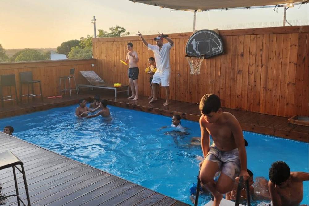 202785 אירועים אצלנו, גארדן פליי - Garden Fly, וילה  בנס ציונה וילות - Vila 4 U