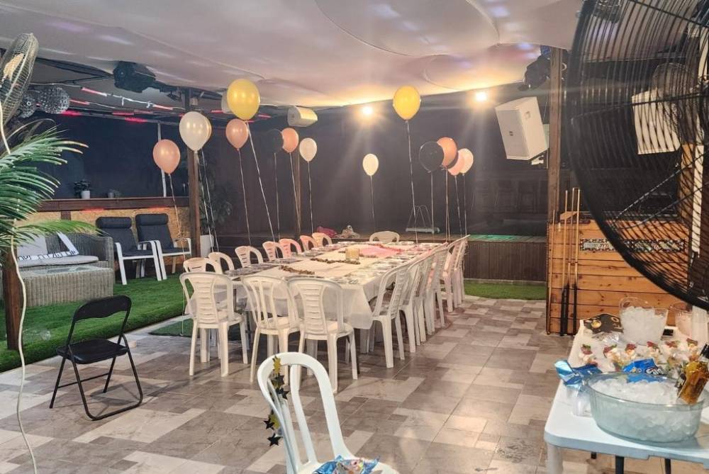 202788 אירועים אצלנו, גארדן פליי - Garden Fly, וילה  בנס ציונה וילות - Vila 4 U