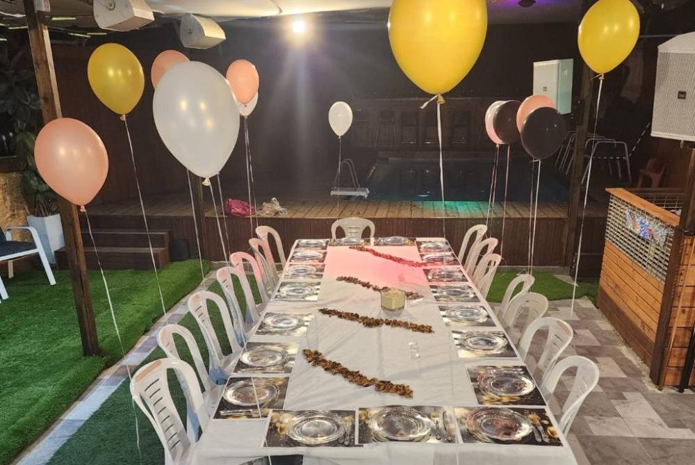 202790 אירועים אצלנו, גארדן פליי - Garden Fly, וילה  בנס ציונה וילות - Vila 4 U