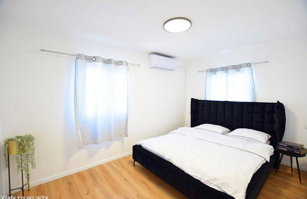 203876 גלרית פנים, בית בשדות, וילה  באבן יהודה וילות - Vila 4 U