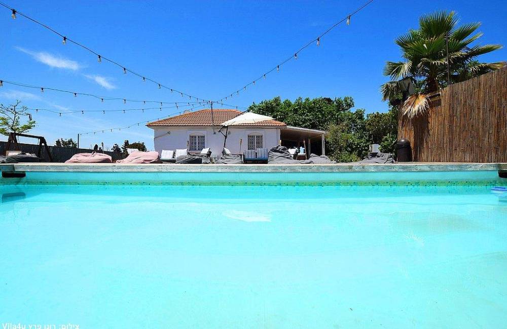 203880 מתחם החצר, בית בשדות, וילה  באבן יהודה וילות - Vila 4 U