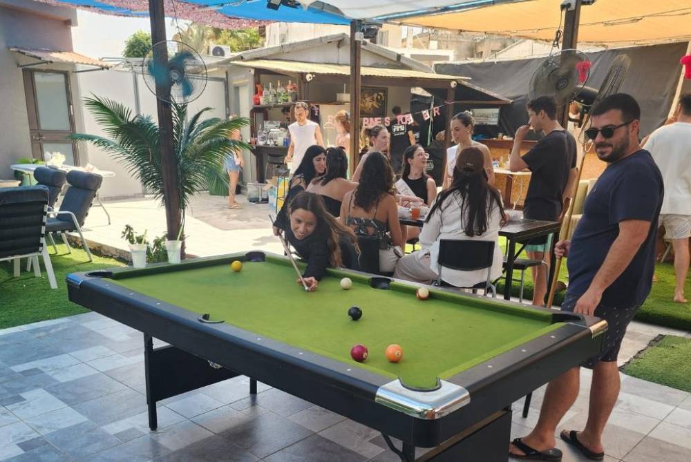 204322 אירועים אצלנו, גארדן פליי - Garden Fly, וילה  בנס ציונה וילות - Vila 4 U