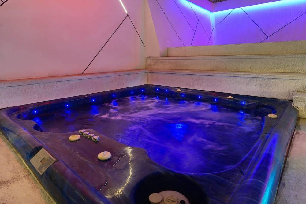 210168 מתחם חיצוני, מתחם אירוח וויט - White, וילה  בהוד השרון וילות - Vila 4 U