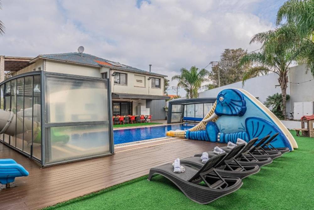 210568 מתחם חיצוני, וילה קאסה רויאל, וילה  בשומרה וילות - Vila 4 U