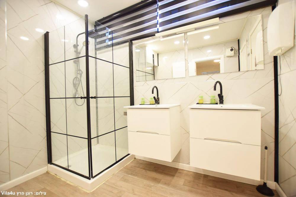 210665 אחוזת ליאן נתניה, אחוזת ליאן נתניה, וילה  בנתניה וילות - Vila 4 U