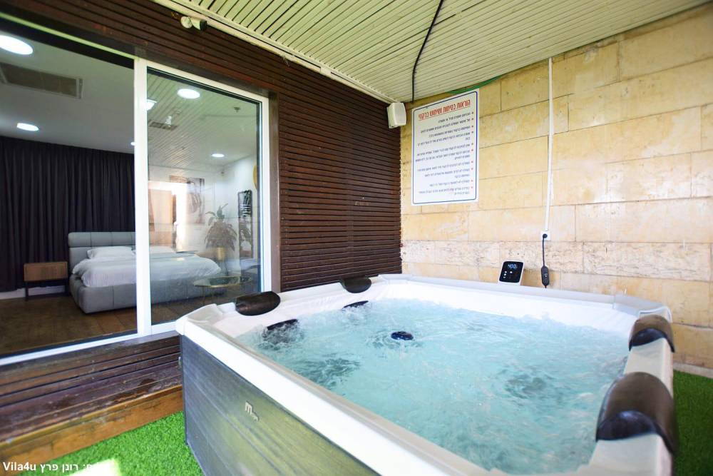 210727 גלריה כללית, לופט ליאן נתניה, וילה  בנתניה וילות - Vila 4 U