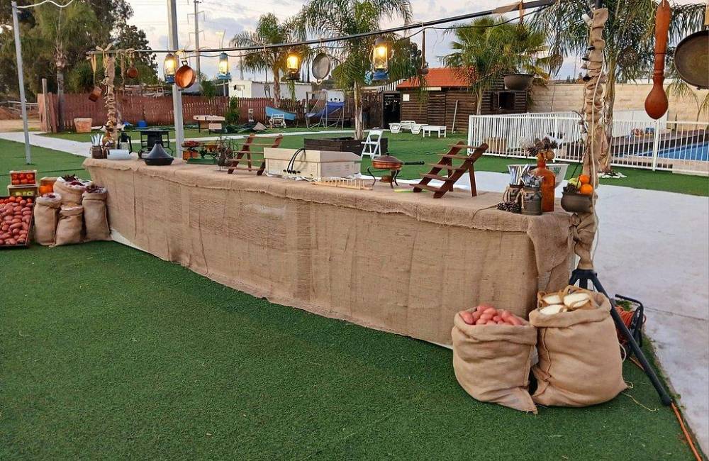 211121 מחנה בצלחת, הוילה במשמר השבעה, וילה  במשמר השבעה וילות - Vila 4 U