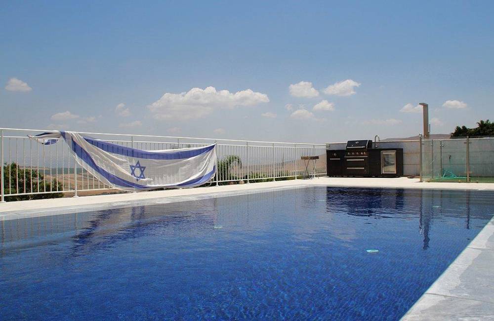 211147 וילה לבנה יבנאל, וילה לבנה יבנאל, וילה  ביבנאל וילות - Vila 4 U