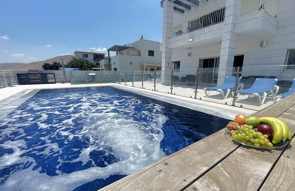 211155 וילה לבנה יבנאל, וילה לבנה יבנאל, וילה  ביבנאל וילות - Vila 4 U