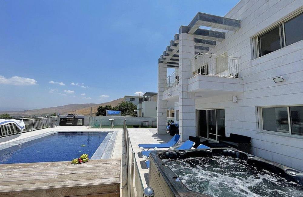 211157 וילה לבנה יבנאל, וילה לבנה יבנאל, וילה  ביבנאל וילות - Vila 4 U