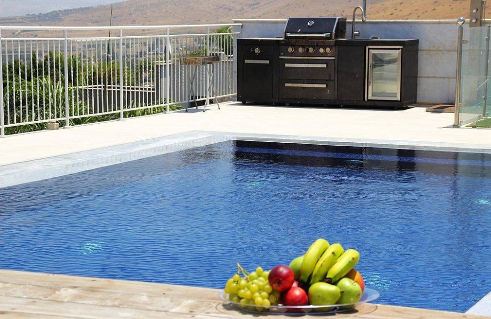 211186 מתחם חיצוני, וילה לבנה יבנאל, וילה  ביבנאל וילות - Vila 4 U