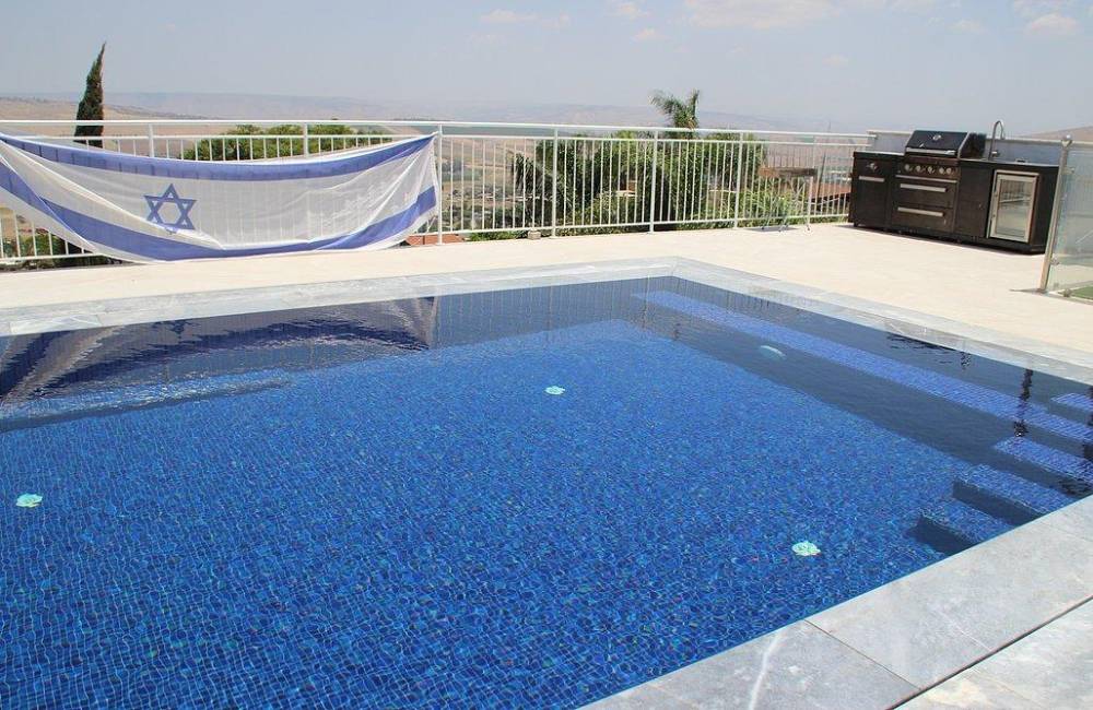 211192 מתחם חיצוני, וילה לבנה יבנאל, וילה  ביבנאל וילות - Vila 4 U