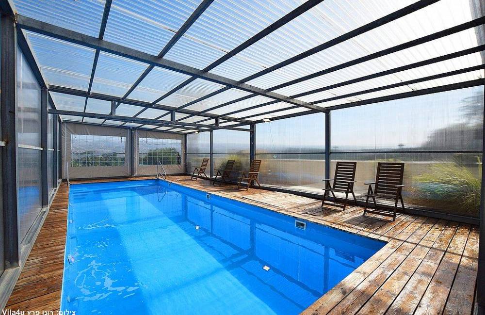 211256 הבריכה בחורף, טוקה צימר - Tocca Zimmer, וילה  באדרת וילות - Vila 4 U