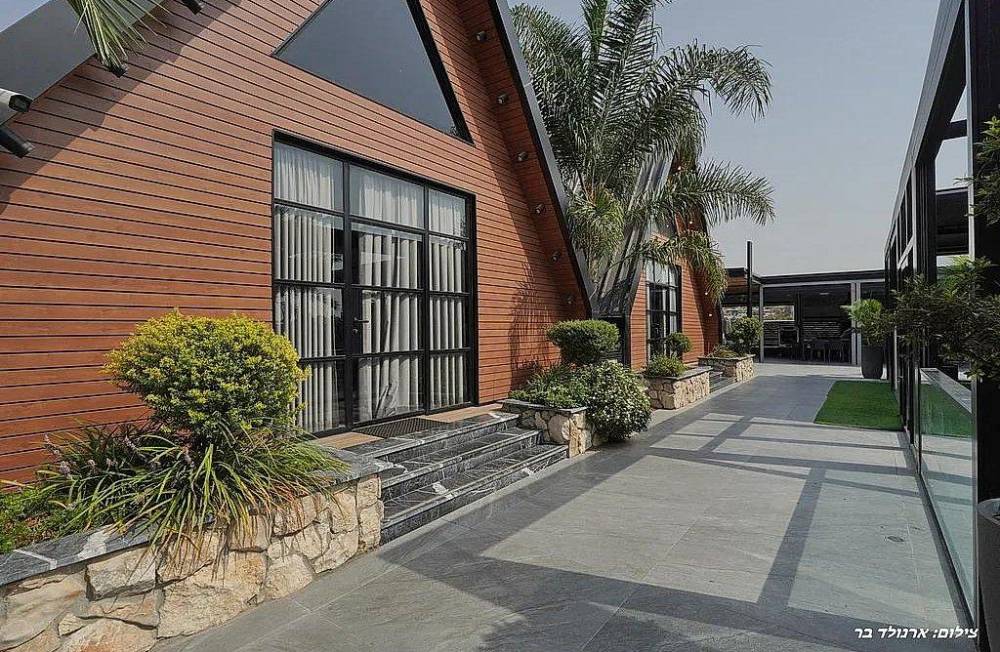 211518 גלרית הבקתות, אחוזת קמפניה נרא - Campagna Nera, וילה  בירכא וילות - Vila 4 U