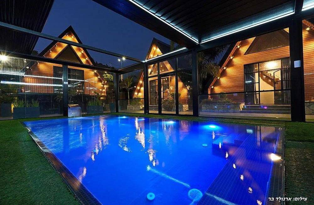 211524 גלרית ערב, אחוזת קמפניה נרא - Campagna Nera, וילה  בירכא וילות - Vila 4 U