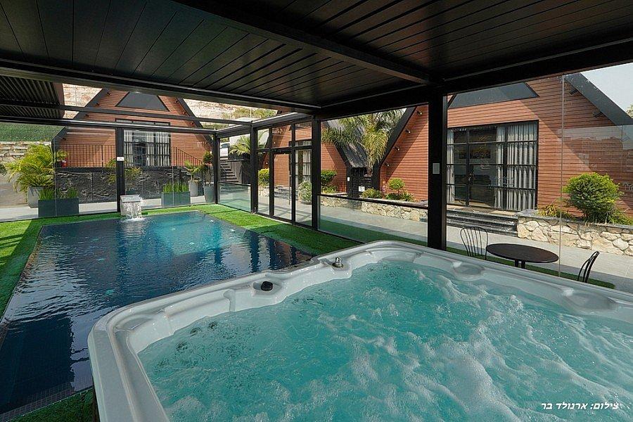 211533 גלרית חוץ, אחוזת קמפניה נרא - Campagna Nera, וילה  בירכא וילות - Vila 4 U