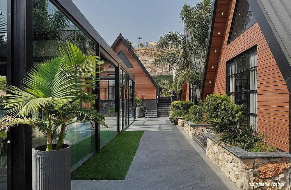 211540 גלרית חוץ, אחוזת קמפניה נרא - Campagna Nera, וילה  בירכא וילות - Vila 4 U