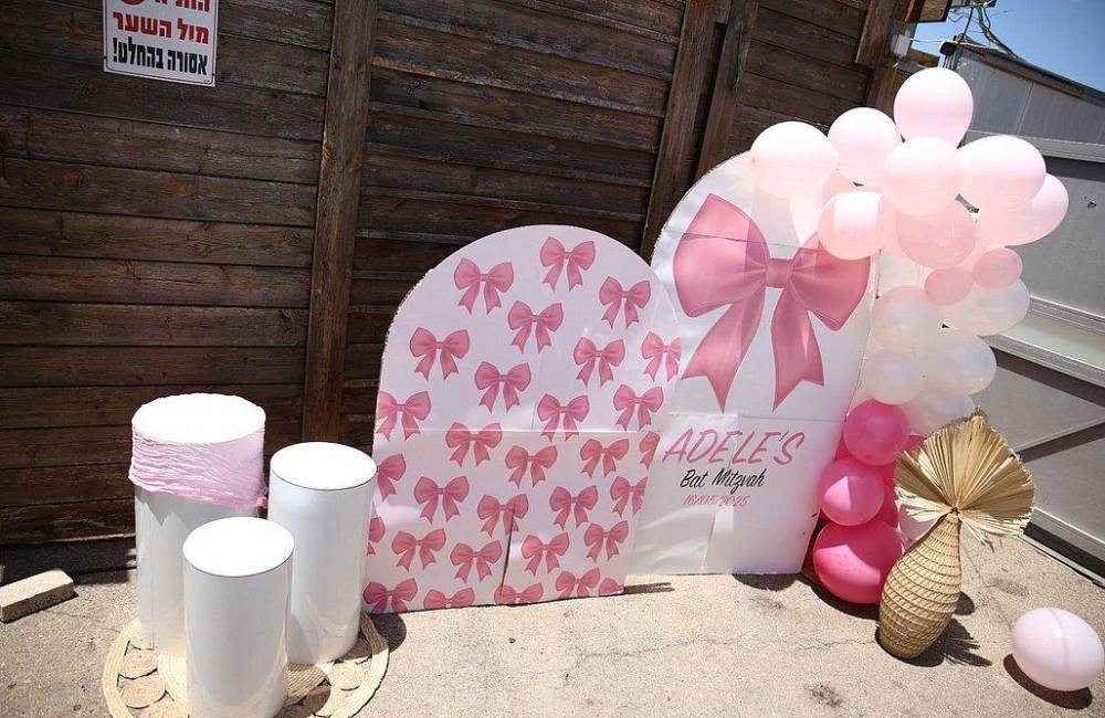 212218 אירועים במתחם, קסם בבוסתן, וילה  בבוסתן הגליל וילות - Vila 4 U