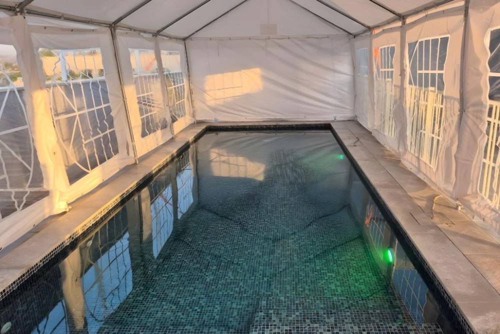 212388 הבריכה בחורף, אחוזת אברהם בוטיק, וילה  בתירוש וילות - Vila 4 U