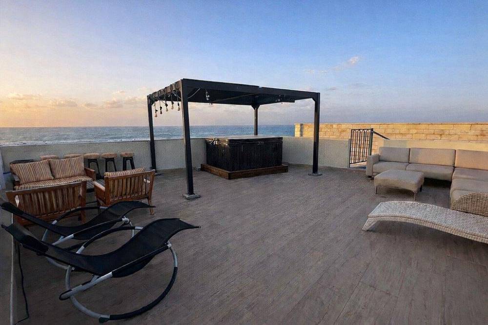 212524 מתחם חיצוני ונוף, גורדונס - גג על הים, וילה  בתל אביב וילות - Vila 4 U