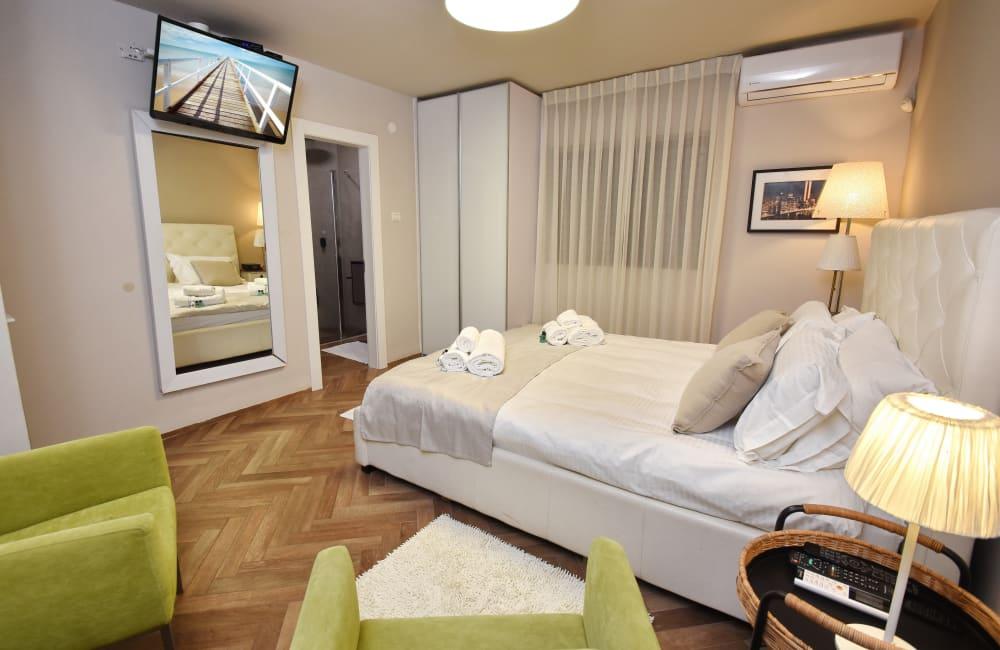 213008 גלרית פנים, וילה מצפה הוד, וילה  בפוריה כפר עבודה וילות - Vila 4 U