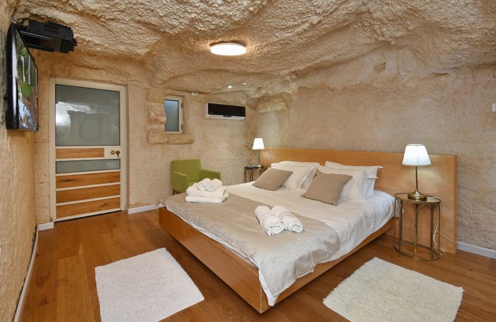 213028 גלרית פנים, וילה מצפה הוד, וילה  בפוריה כפר עבודה וילות - Vila 4 U