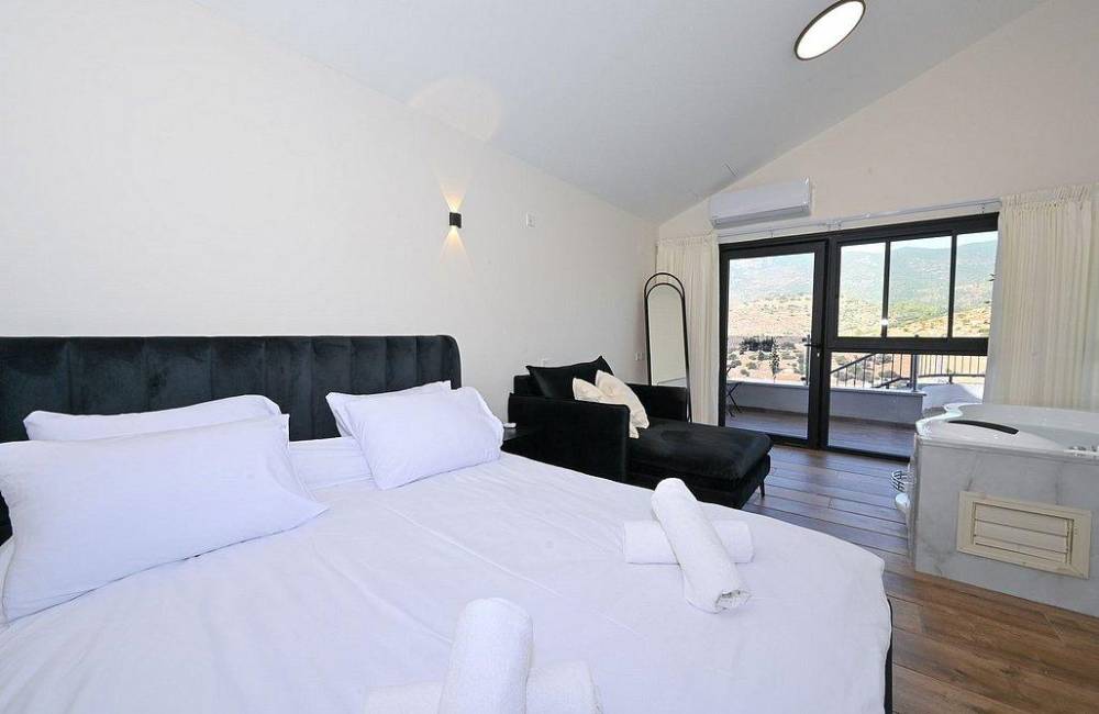 213146 הסוויטות, וילה לה רוסה - La Rosa, וילה  בכפר חנניה וילות - Vila 4 U