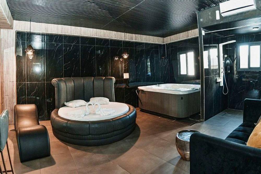 213265 קומה ראשונה - חדרי השינה, אקסיטו לופט, וילה  בירושלים וילות - Vila 4 U