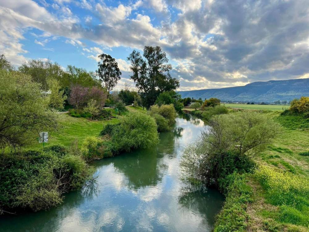213614 סביבת המקום והנוף, וילה נוף להרים, וילה  בקרית שמונה וילות - Vila 4 U