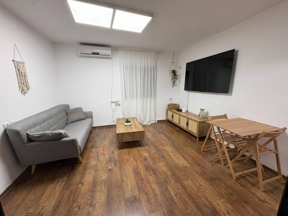 213646 גלרית פנים, וילה נוף להרים, וילה  בקרית שמונה וילות - Vila 4 U