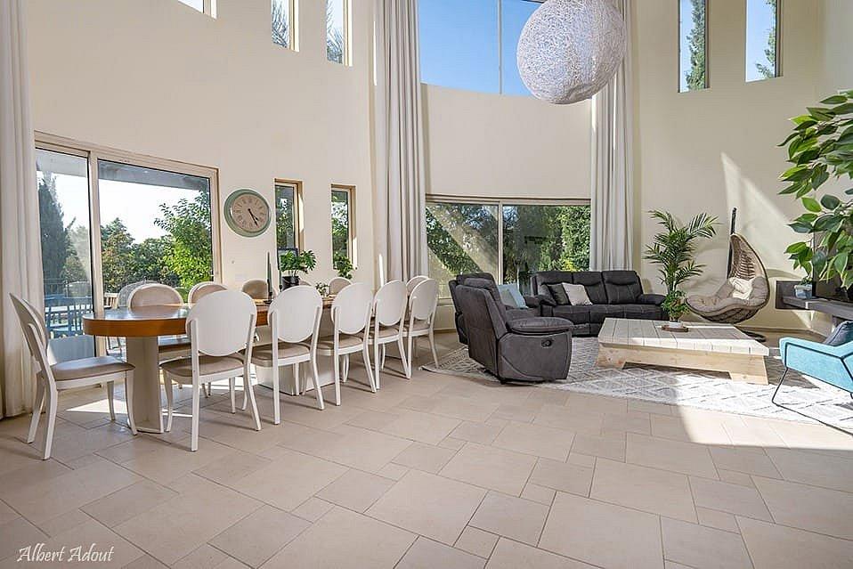 214375 גלריית פנים, וילה פיטנגו, וילה  בכפר ורדים וילות - Vila 4 U