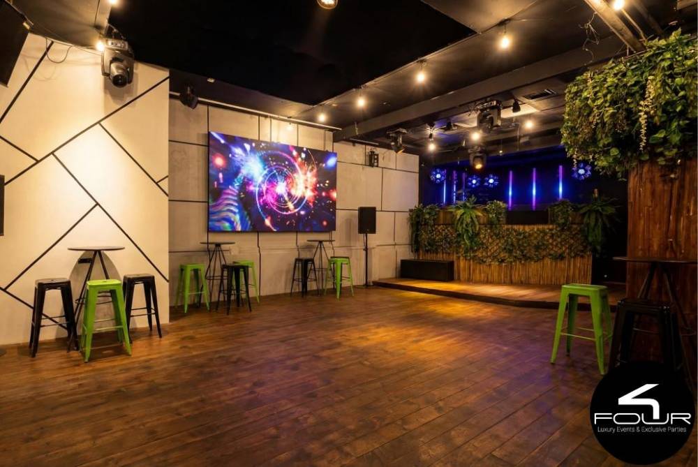 214474 מתחם פנימי, פור איוונטס - Four events, וילה  בפתח תקווה וילות - Vila 4 U