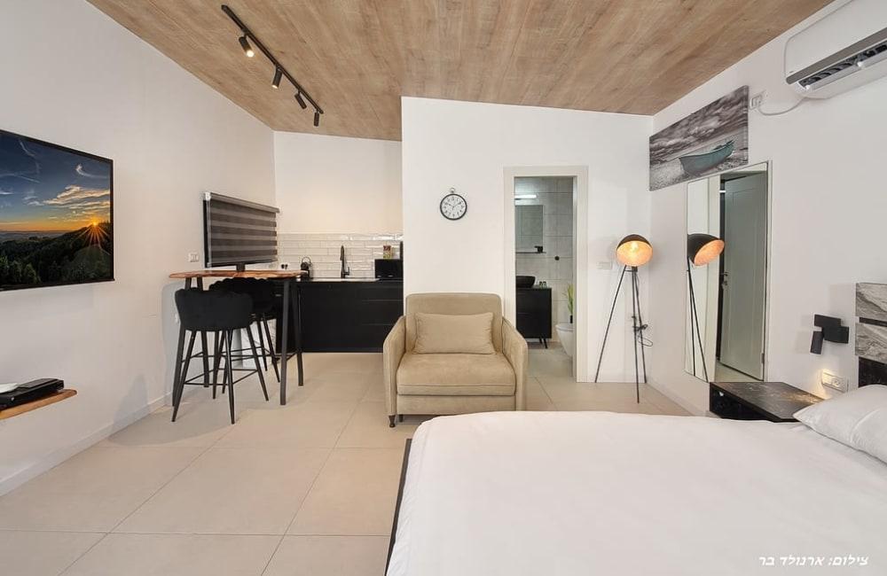 214982 הסוויטות החיצוניות, אחוזת אמור, וילה  בספסופה וילות - Vila 4 U