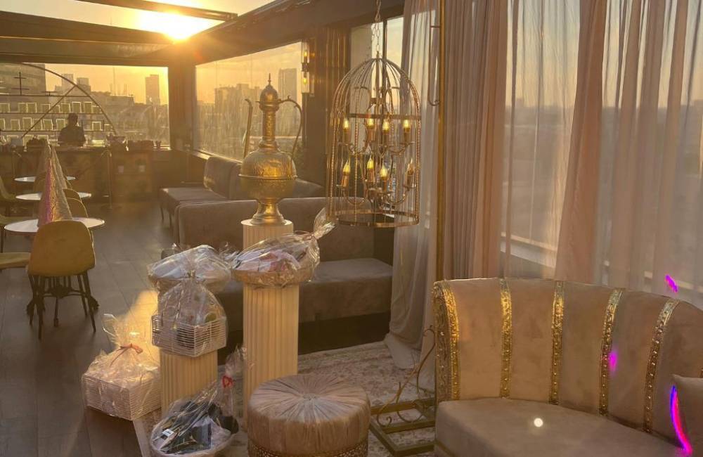 215143 אירועים והפקות, קינג ג'ורג' - מתחם אירועים, וילה  בפתח תקווה וילות - Vila 4 U