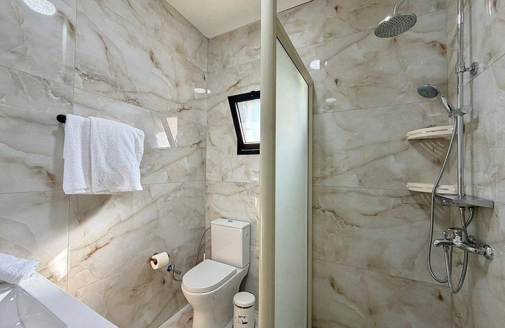 215207 גלרית פנים, וילה אדינביל בגליל, וילה  בירכא וילות - Vila 4 U