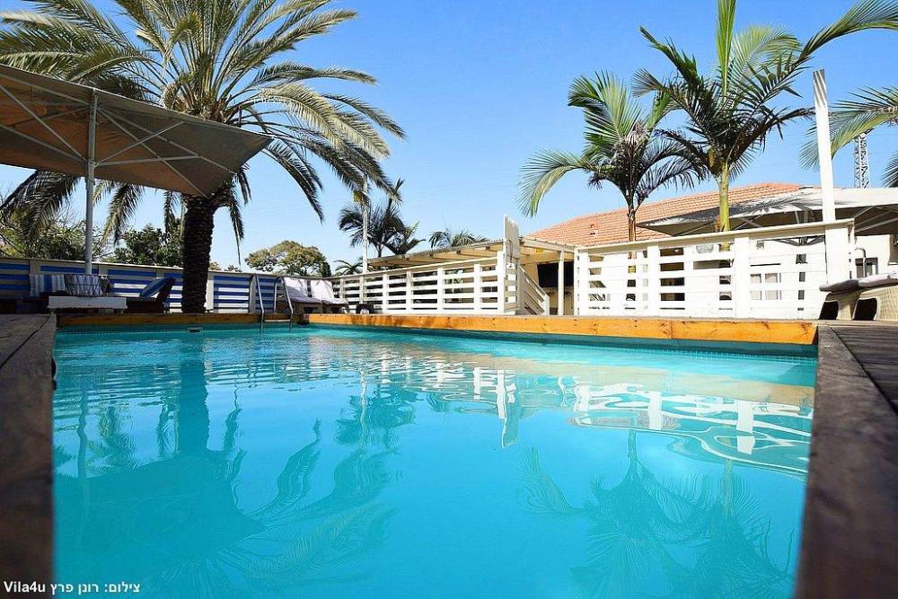 215260 מתחם החצר, ויליג' קומפלקס ריזורט, וילה  בניר בנים וילות - Vila 4 U