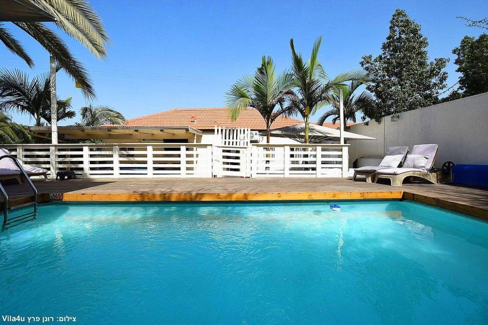 215261 מתחם החצר, ויליג' קומפלקס ריזורט, וילה  בניר בנים וילות - Vila 4 U
