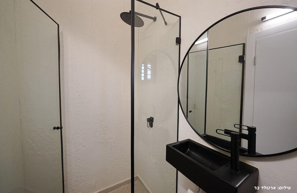 216868 גלרית פנים, וילת צוקי ים, וילה  בנתניה וילות - Vila 4 U