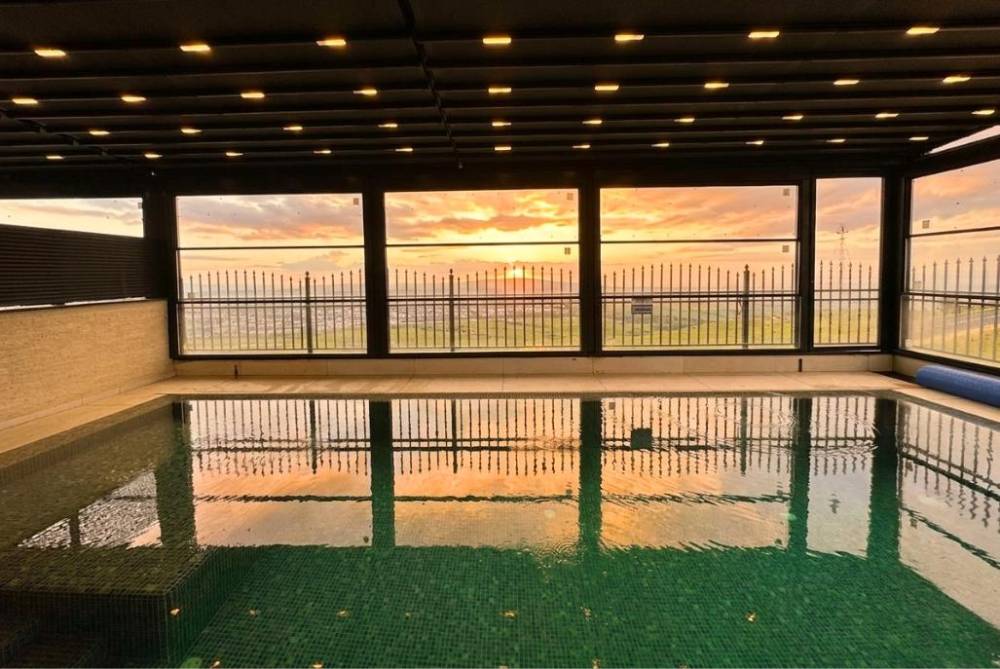 217471 מתחם הבריכה מקורה, רויאל טווינס בוטיק - Royal Twins Boutique, וילה  בנוף כנרת וילות - Vila 4 U